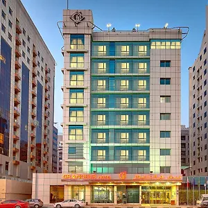 4* מלון Grandeur Al Barsha