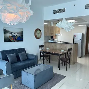 Golden Vacation Homes Continental Tower Marina Дубай